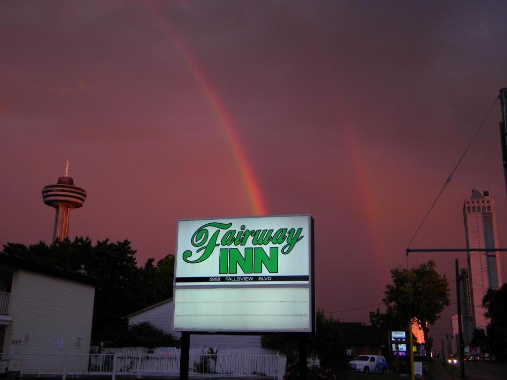 Fairway Inn By The Falls Niagara Falls Exterior photo